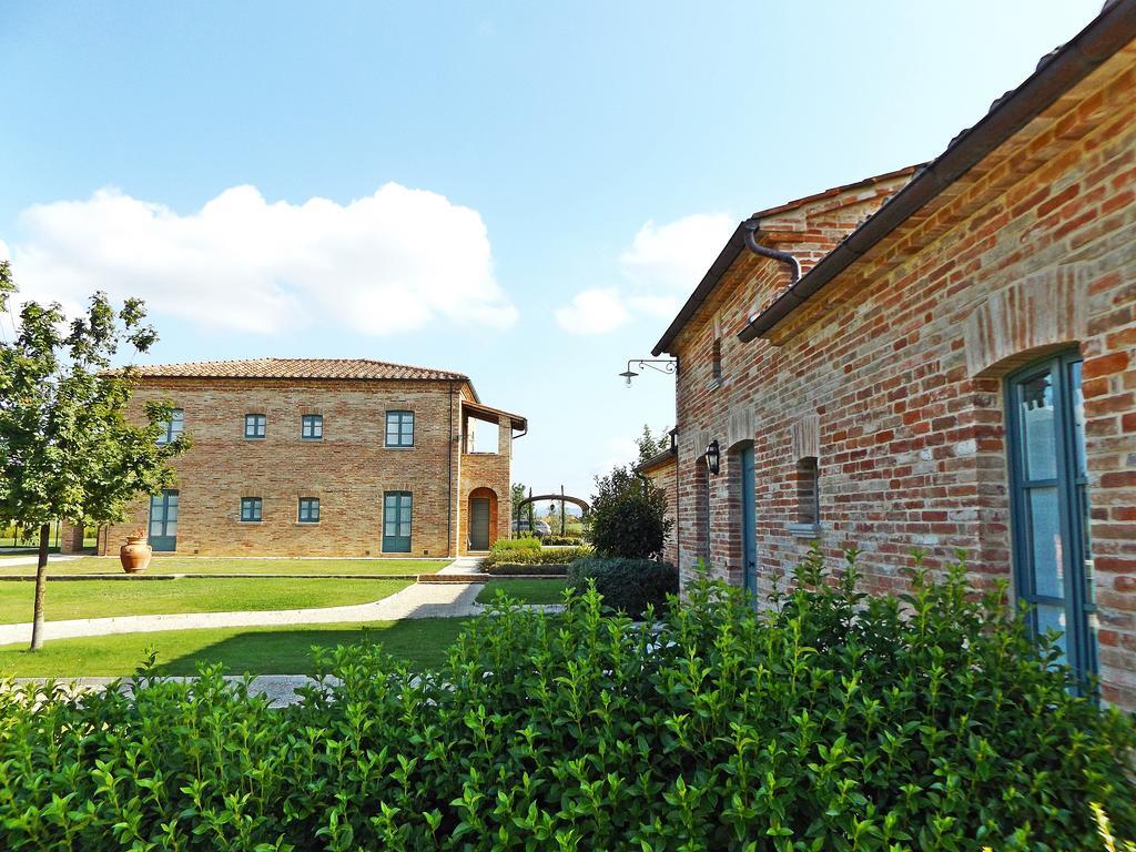 Casa Vacanze La Fiorita Terontola Buitenkant foto